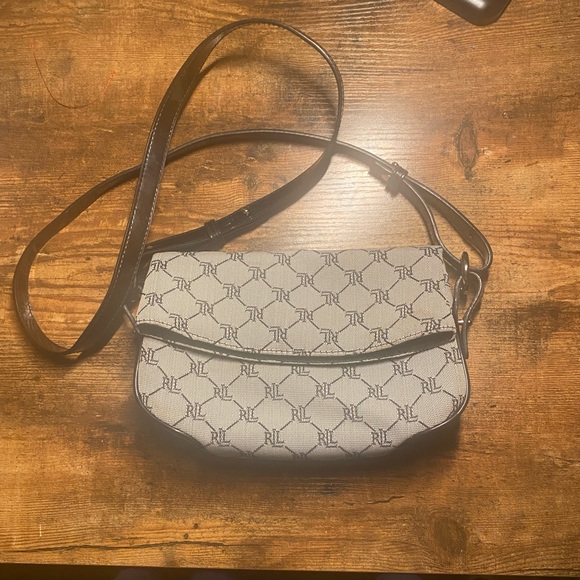 Lauren Ralph Lauren Handbags - Polo Ralph Lauren women’s purse/handbag